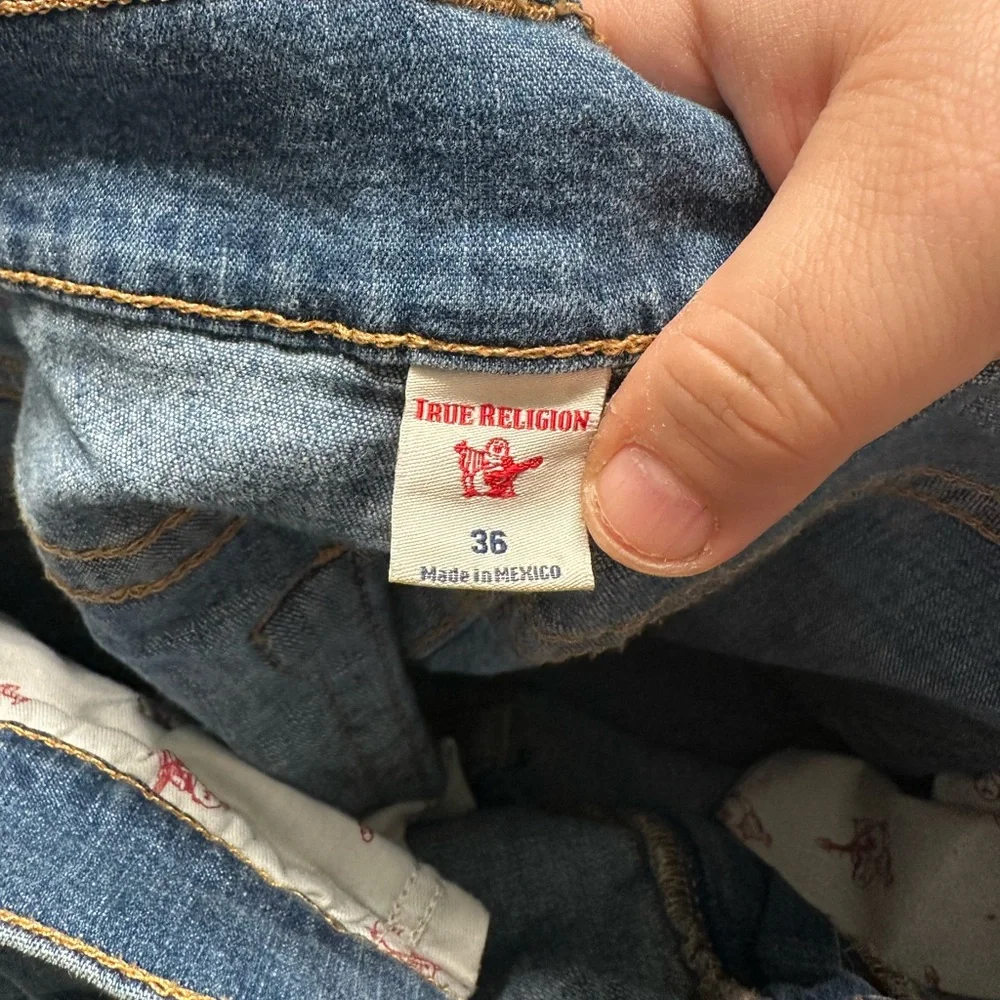 TRUE RELIGION vintage relaxed fit blue jeans size 36 - Picture 6 of 6